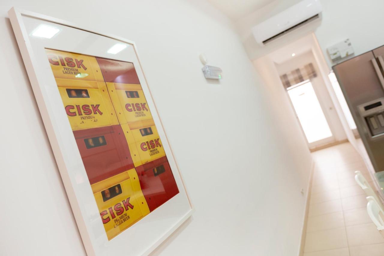 Dc36 -Spacious&Stylish 3 Bedroom Flat. Prime Zone Mellieħa Esterno foto